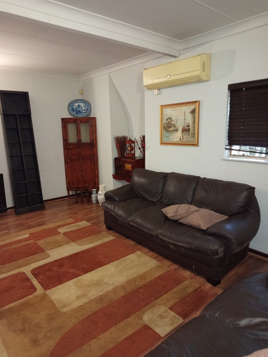 3 Bedroom Property for Sale in La Hoff North West